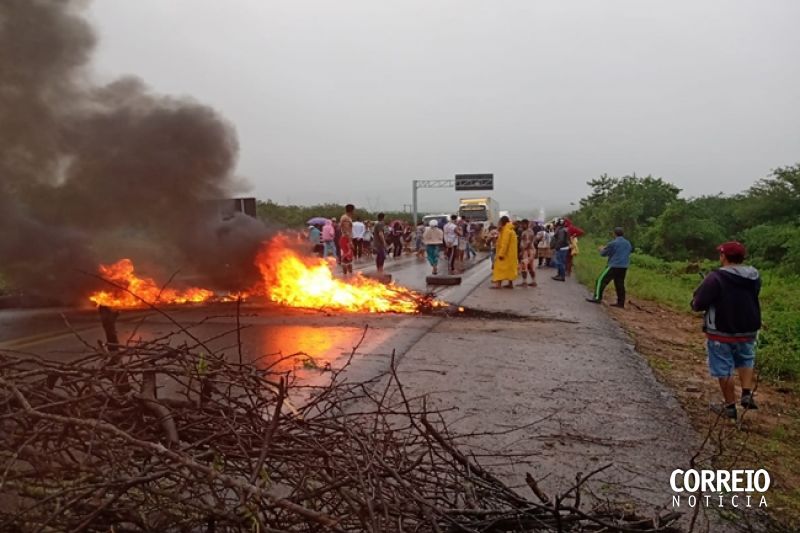 “Ele não faz o papel enquanto Funai”, diz liderança indígena em protesto na BR-423