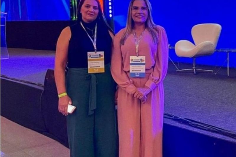 Secretária de Educação participa de Fórum Nacional dos Dirigentes Municipais em Brasília