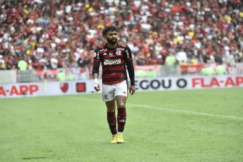 Gabigol se torna o jogador mais expulso no Brasil desde que chegou ao Flamengo
