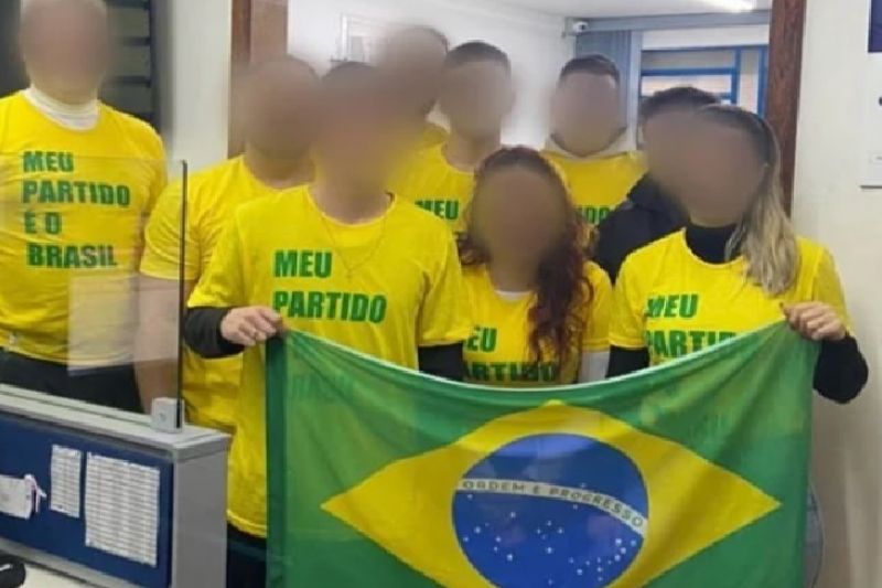 Empresa de bolsonarista obriga funcionários a usar camisa pró-governo
