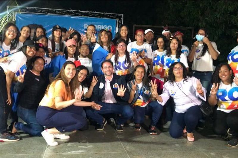 Dr. Rafael é aclamado em discurso em evento da candidata a vice-governadora Jó Pereira