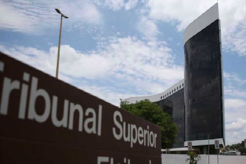 Justiça Eleitoral recebe mais de 10 mil denúncias de propaganda irregular em um mês