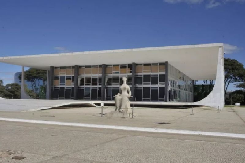 Piso da enfermagem: maioria do STF vota para manter suspenso piso da categoria