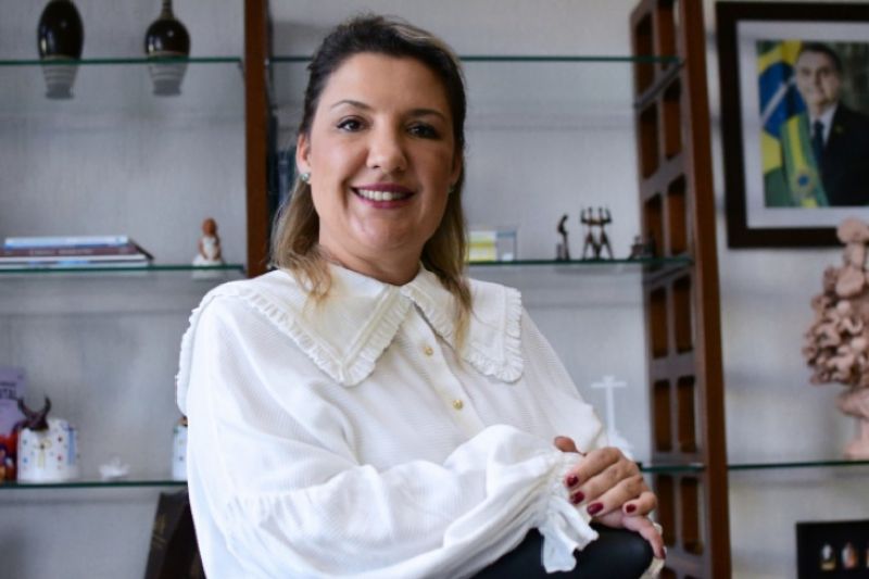 ‘Empoderamento feminino é dar liberdade financeira e econômica’, fala presidente da Caixa