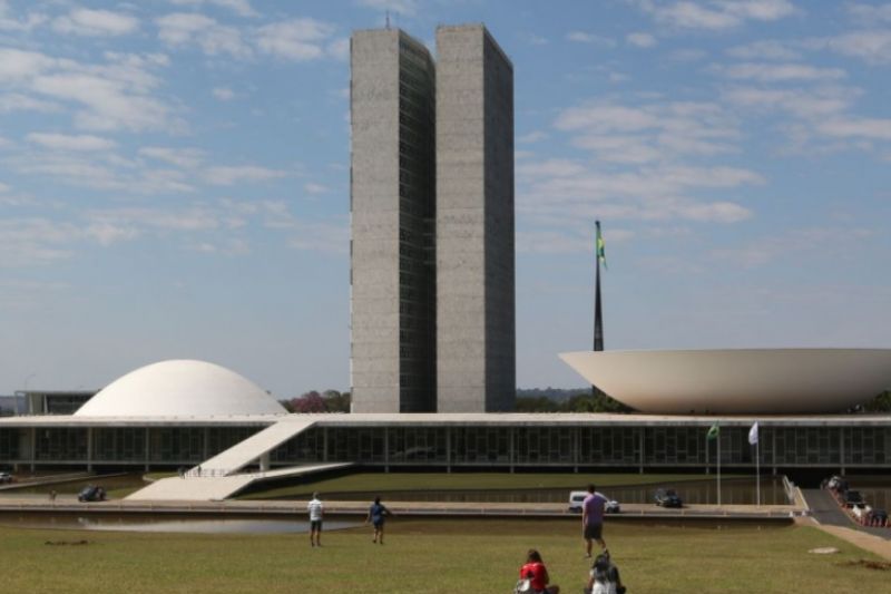 Cresce pressão por CPI dos institutos de pesquisas no Congresso Nacional