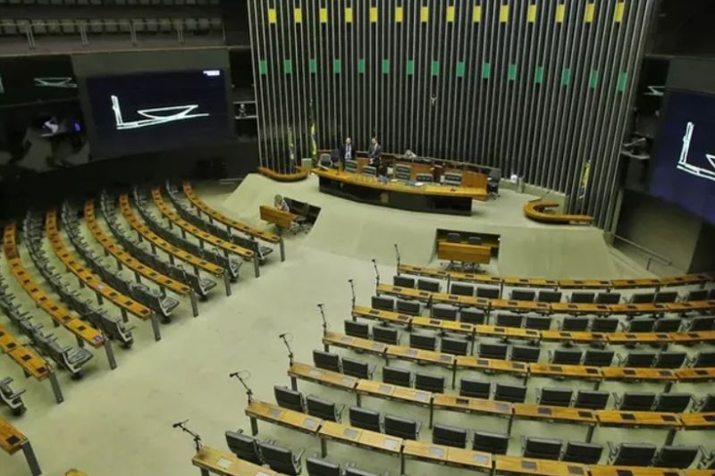 Brasil tem Câmara mais velha e com menos mulheres do que a maioria dos países
