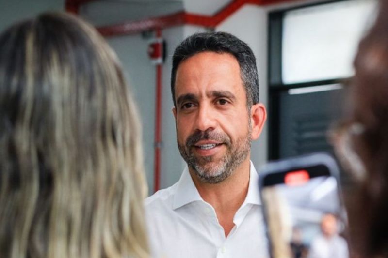 Pesquisa Ibrabe: Paulo lidera com 59% para governador e tem menor rejeição