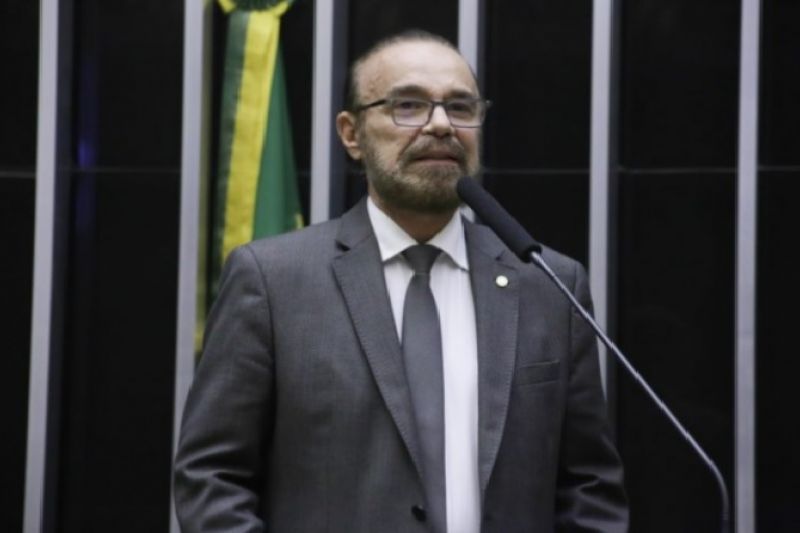 ‘Alinhamento com presidente pode dar celeridade em reformas importantes’, diz deputado