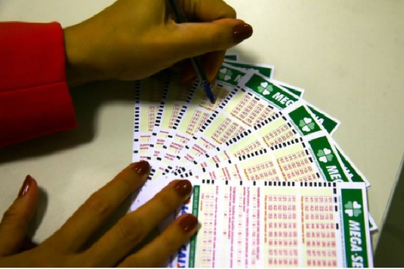 Mega-Sena acumula e deve pagar R$ 85 milhões