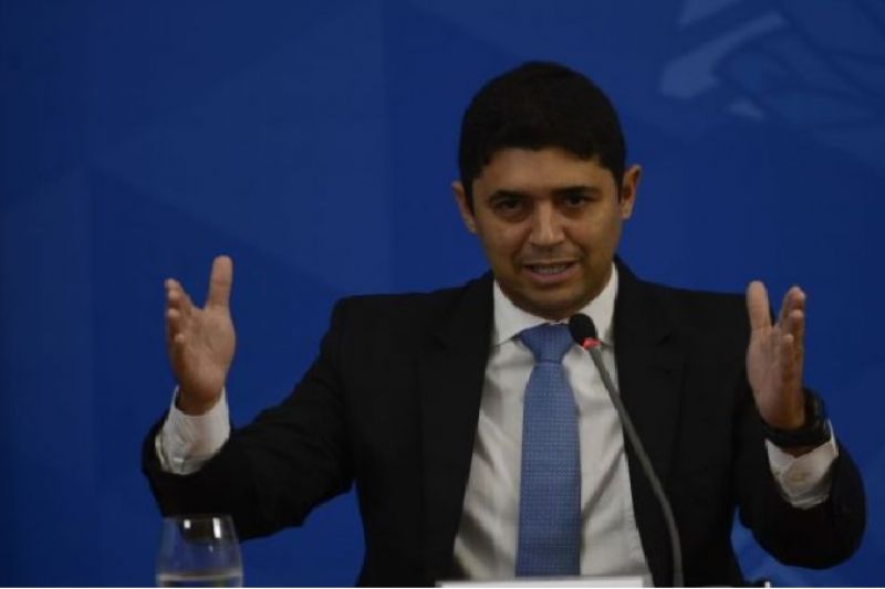 Ministro da CGU admite que dados do orçamento secreto não são públicos