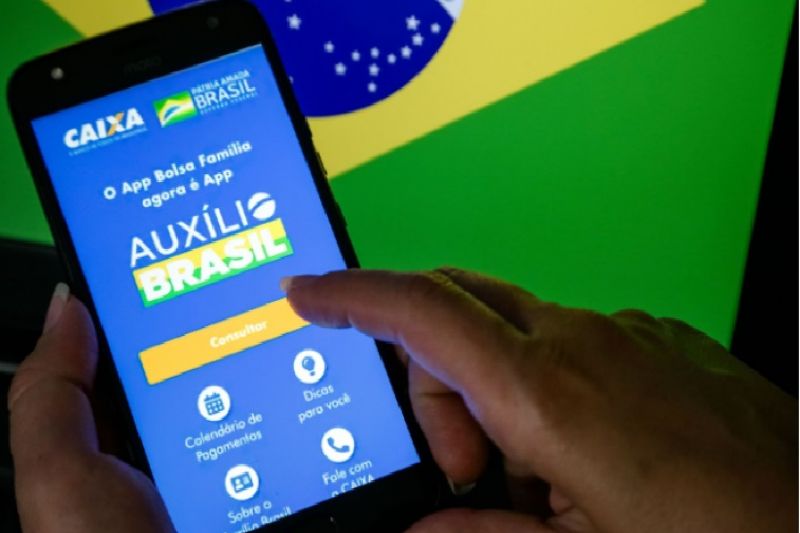 Caixa Econômica amplia prazo para liberação de empréstimo do Auxílio Brasil para 5 dias