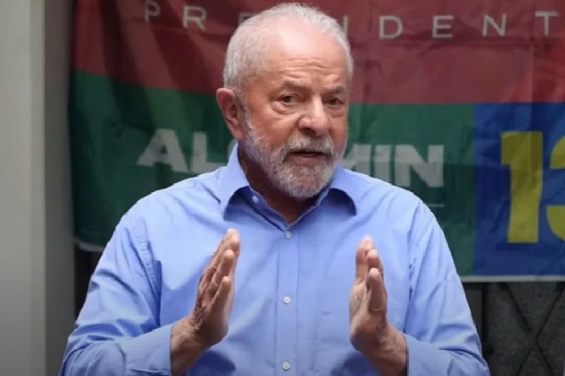 Lula indica perfil de ministro, mas carta com diretrizes para economia