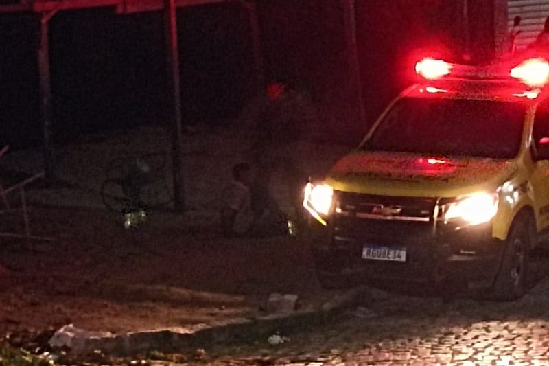 Polícia prende suspeito de matar homem a facadas pouco tempo após o crime em Mata Grande