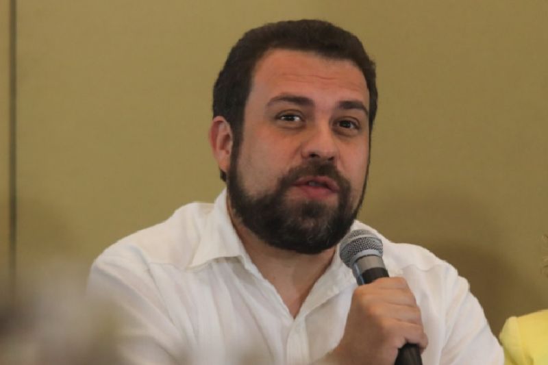 Presença de Boulos na equipe de transição gera críticas a Lula