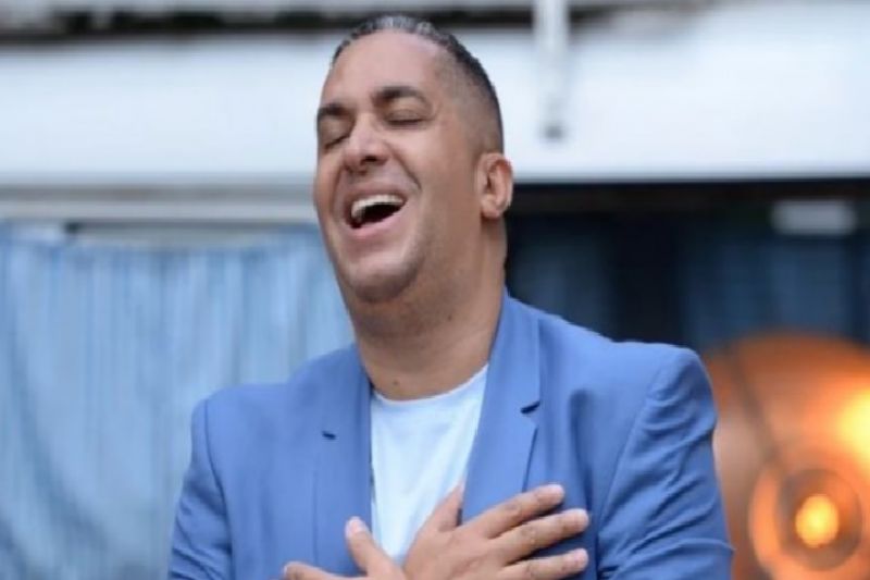 Cantor Waguinho se pronuncia após filho de 22 anos ser assassinado