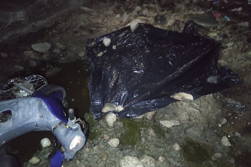 Vigilante perde controle da direção de moto, cai de ponte e morre em Delmiro Gouveia