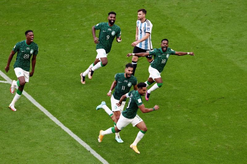Arábia Saudita bate Argentina de Messi em 1ª zebra da Copa do Catar