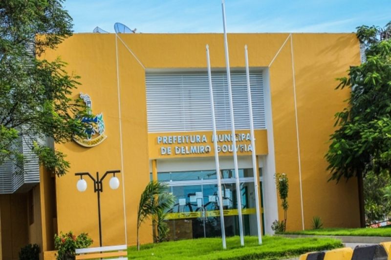 Prefeitura de Delmiro Gouveia recomenda a volta do uso de máscara em locais fechados