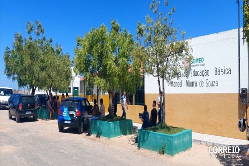 Carro atropela ciclista nas proximidades do Distrito Barragem Leste, em Delmiro Gouveia