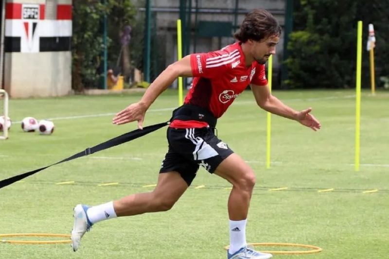 São Paulo tem semana decisiva por chegadas e saídas