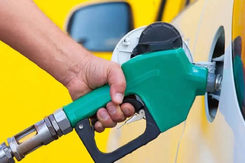 Governo Bolsonaro vai prorrogar isenção de impostos sobre combustíveis