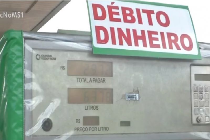 Com desoneração Lula aguarda nova diretoria da Petrobras para definir sobre combustível