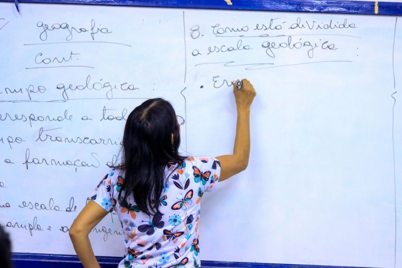 Valorização dos servidores: folha salarial da Educação cresceu 32,5% em 2022