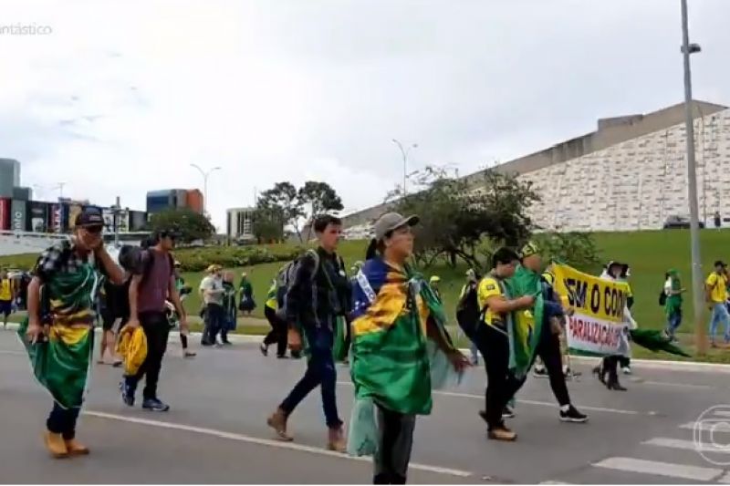 Autorizada transferência para penitenciárias de terroristas presos por invadir Esplanada
