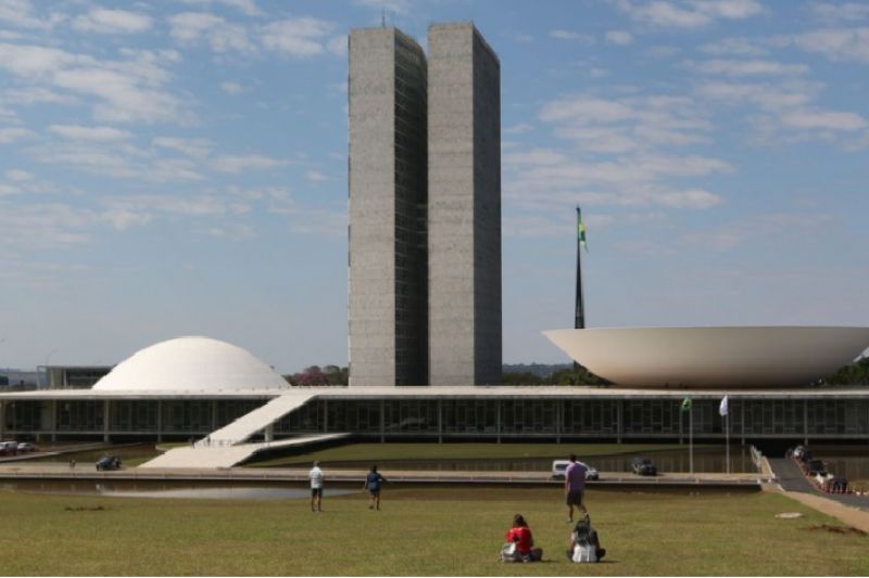 Arthur Lira e Rodrigo Pacheco tentam reeleição para a presidência da Câmara e do Senado