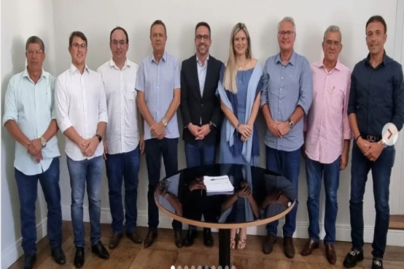 Cinco prefeitos do Sertão passam a integrar sigla do MDB; veja quem são