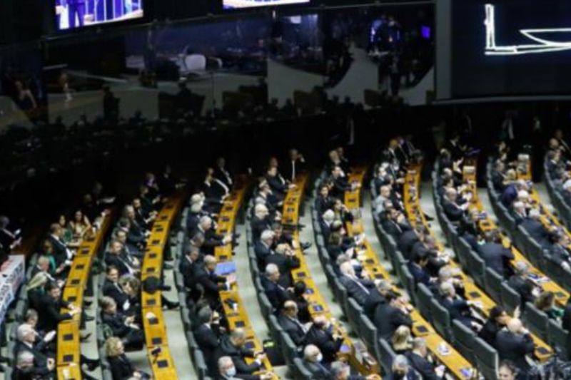 Deputados federais de Alagoas, terra de Arthur Lira, foram os mais ausentes da Câmara