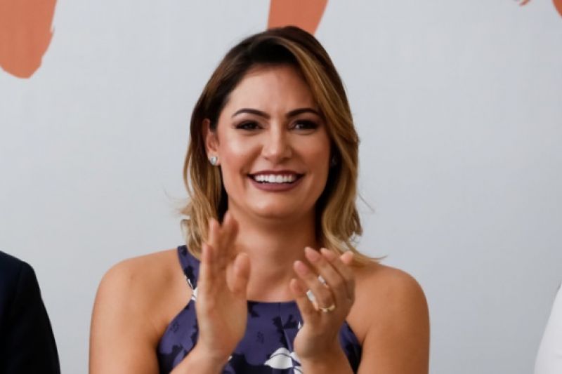 Michelle Bolsonaro diz não ter intenção de ser candidata