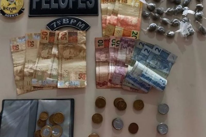 Durante investigação de homicídio, polícia prende traficantes em Santana do Ipanema