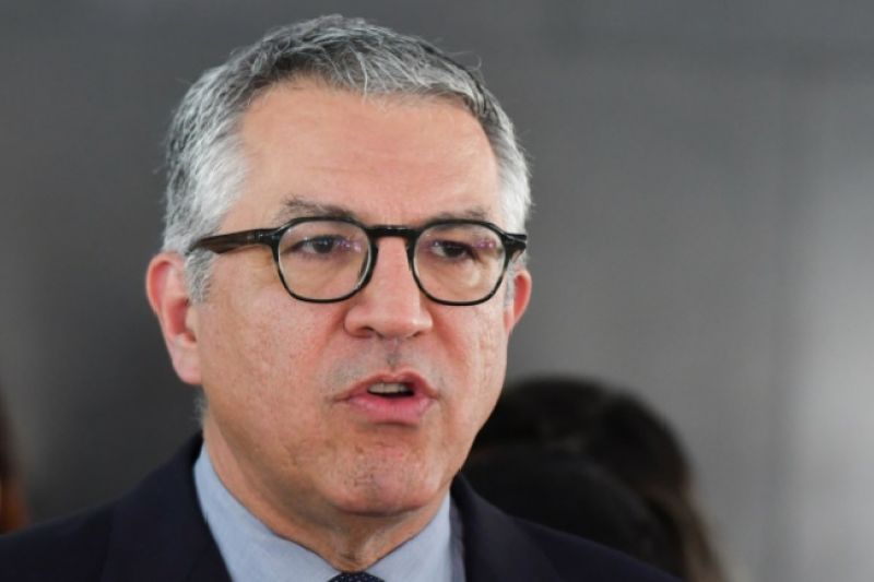 Padilha diz que não existe qualquer discussão no governo para rever autonomia do BC