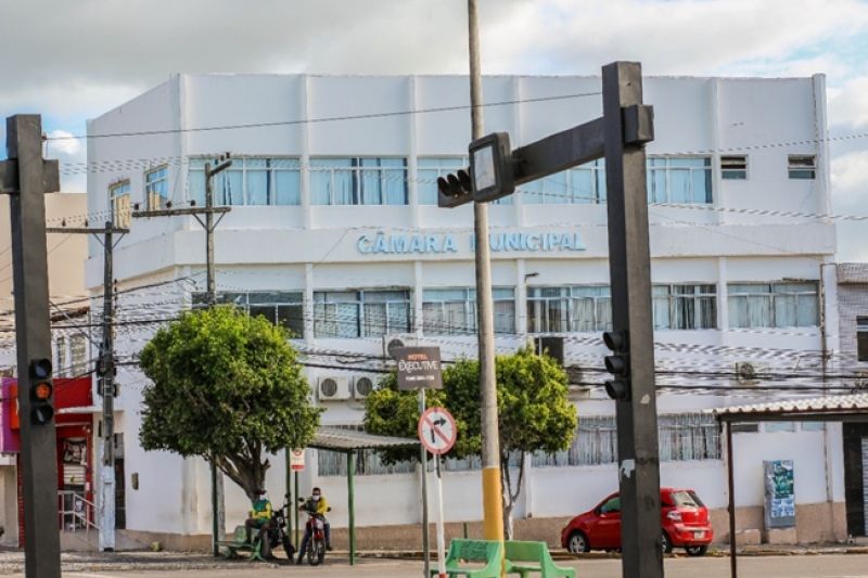 Por conta de reforma, sessões na Câmara de Delmiro Gouveia estão suspensas