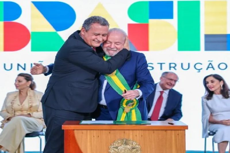 Salário de R$ 35 mil: as esposas de ministros de Lula nos tribunais de contas