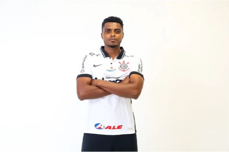 Corinthians paga dívida de cerca de R$ 5,2 milhões com Monaco por Jemerson