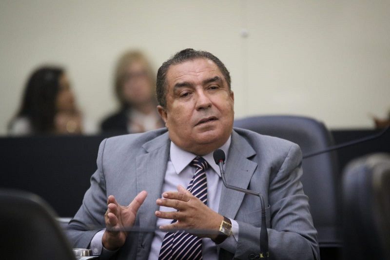 Projeto que garante meia entrada às pessoas com Síndrome de Down é protocolado na ALE