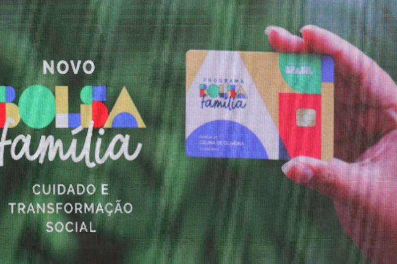 Beneficiários com NIS de final 9 estão recebendo hoje o novo Bolsa Família