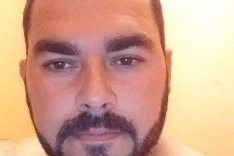 Homem é assassinado a tiros em praça pública em Inhapi