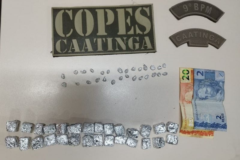 Homem é preso depois de ser flagrado com sacola cheia de drogas em Ouro Branco