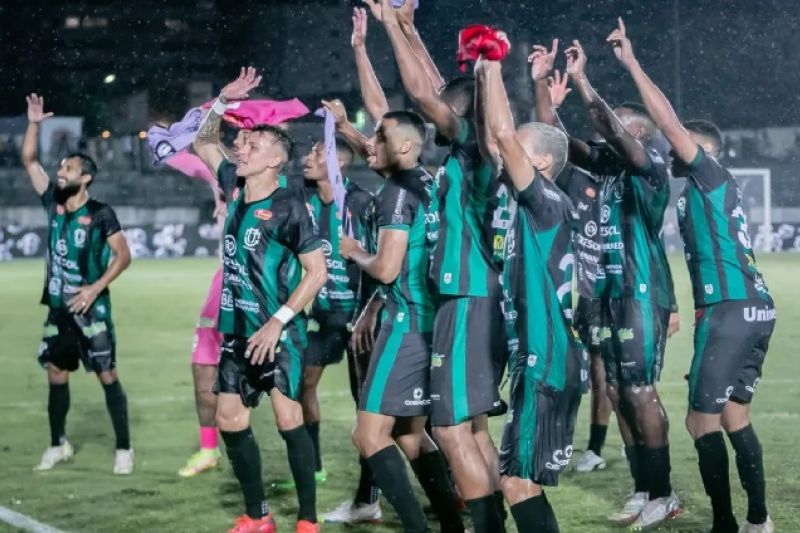 Maringá domina o Flamengo e conquista maior vitória nos 13 anos do clube