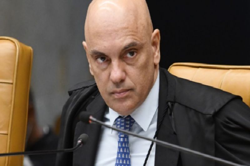 Moraes dá 48 horas para Polícia Federal ouvir ex-ministro do GSI sobre 8 de Janeiro