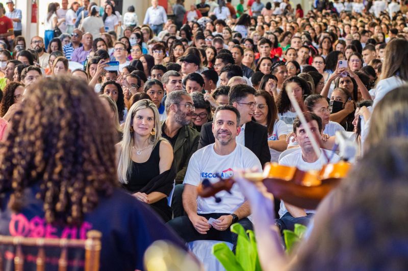 Governador anuncia novidades para a Educação e reafirma programas de incentivo