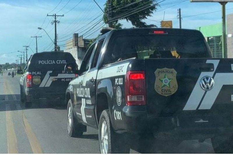 Jovem é preso suspeito de agredir e ameaçar de morte irmãs e o pai em Delmiro Gouveia