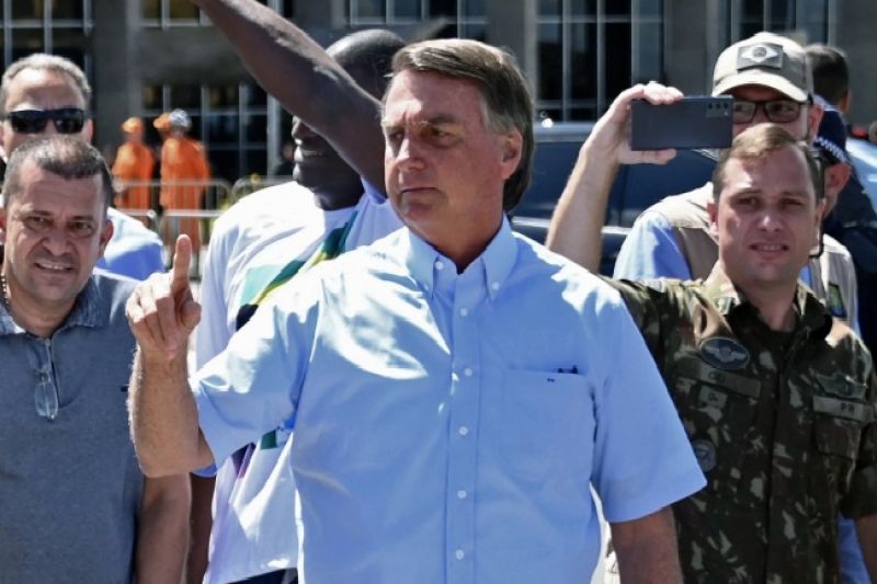 Mauro Cid recebeu mais de R$ 1,4 milhão em quatro anos com Bolsonaro