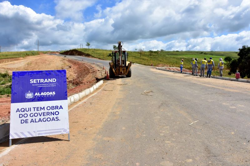Paulo Dantas lança Governo Trabalhando com ações e serviços em Delmiro Gouveia