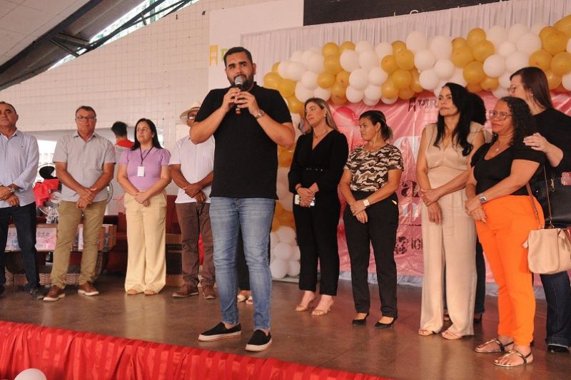 Prefeitura presta homenagem às mães com festa em Piranhas e no distrito Piau