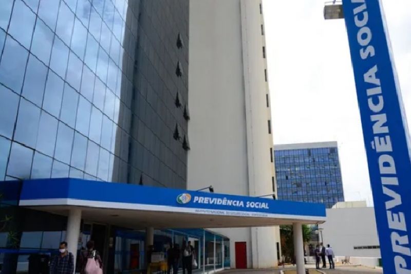 Governo antecipa para maio e junho 13º salário para segurados do INSS
