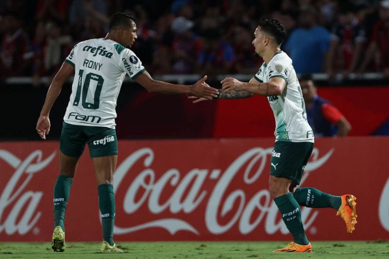 Palmeiras bate Cerro e fica perto das oitavas da Libertadores